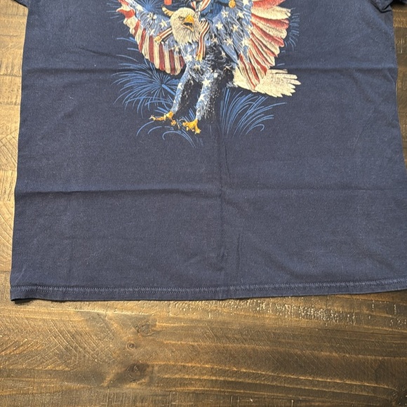 Vintage Short Sleeve Patriotic Graphic T-Shirt with Cat and Eagle - Picture 8 of 11